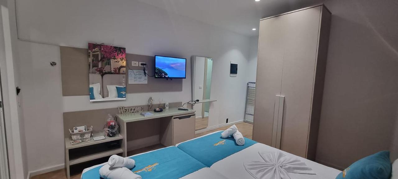 Suncoast Rooms Port Side Саранда Экстерьер фото